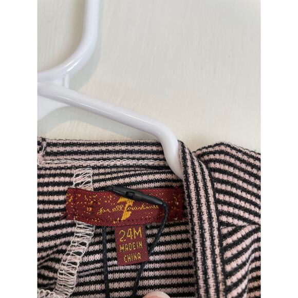 7 For All Mankind pink black striped top short sleeve ruffled Size 24m - Picture 4 of 8